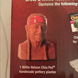 NIB Willie Nelson Chia Pet Country Music Icon